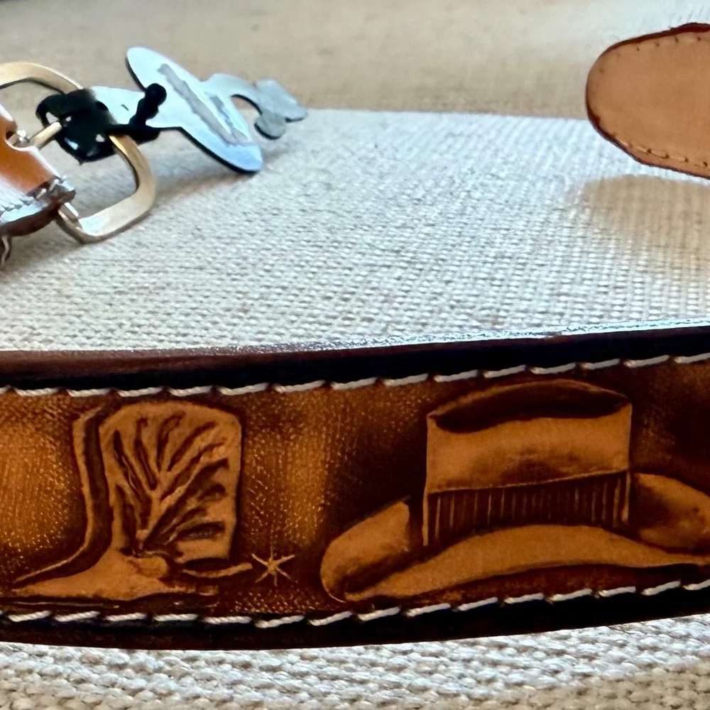Texas Gold Western Tooled Leather Belt Cowboy Horse Boots Hat Size 18
